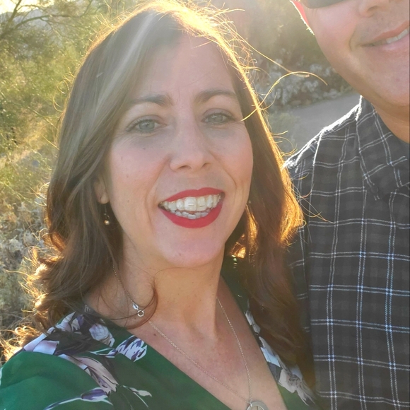 Meet your Posher, Keri - Picture 1 of 1